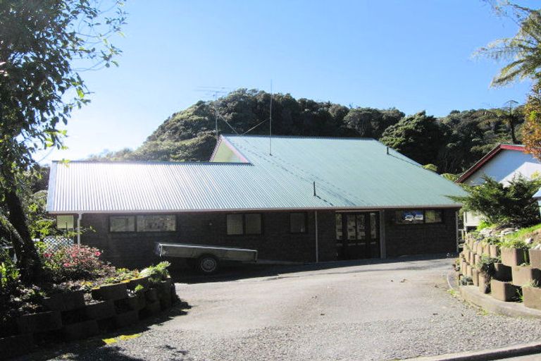 Photo of property in 11 Weenink Road, Karoro, Greymouth, 7805