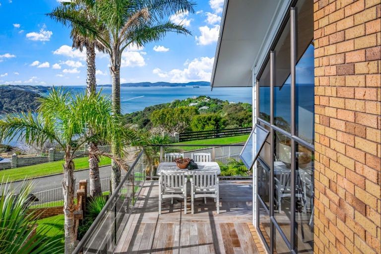 Photo of property in 5 Kotare Place, Sandspit, Warkworth, 0982