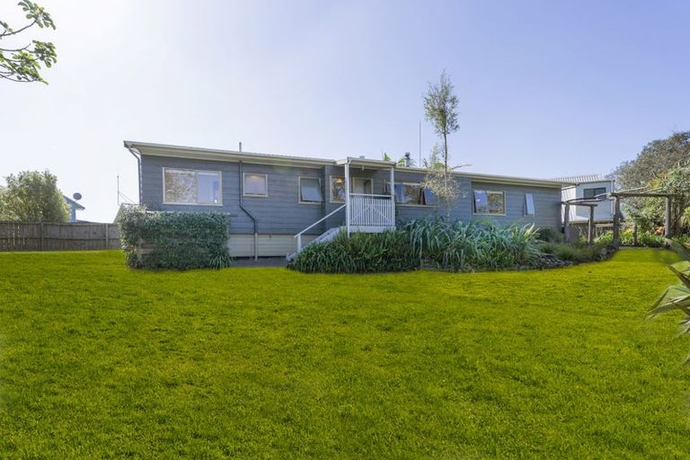Photo of property in 117 Rimu Place, Matarangi, Whitianga, 3592