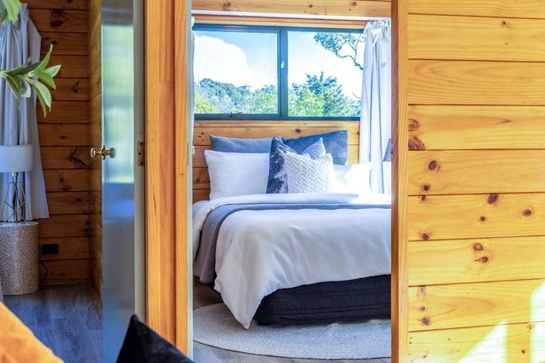 Photo of property in 16 Frank Street, Oneroa, Waiheke Island, 1081