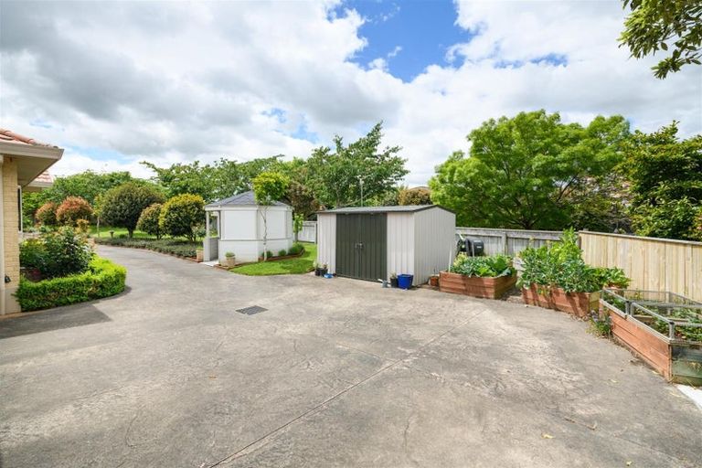 Photo of property in 11 Wanganui Road, Marton, 4710