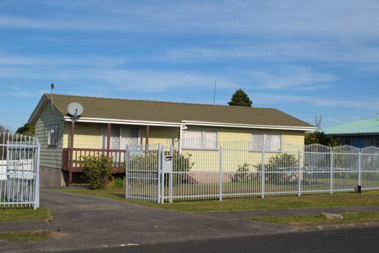 Photo of property in 57 Archboyd Avenue, Mangere East, Auckland, 2024