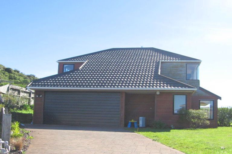 Photo of property in 20 Shastri Terrace, Khandallah, Wellington, 6035