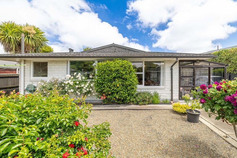 Photo of property in 32 Bucknell Street, Sockburn, Christchurch, 8042