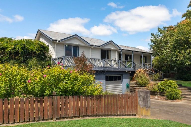 Photo of property in 1 Cedar Place, Owhata, Rotorua, 3010