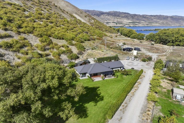 Photo of property in 20 Sugarloaf Drive, Mount Pisa, Cromwell, 9384