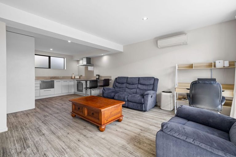 Photo of property in 1/22 Springfield Road, Saint Albans, Christchurch, 8014