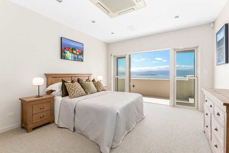 Photo of property in 66 Onslow Road, Khandallah, Wellington, 6035