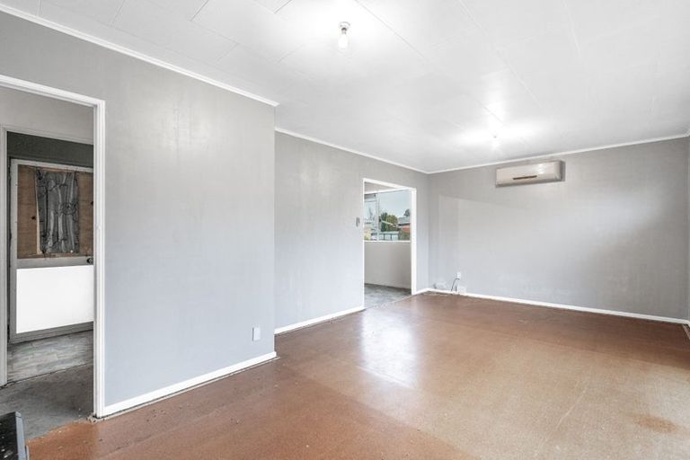 Photo of property in 12 Argyle Street, Kew, Invercargill, 9812