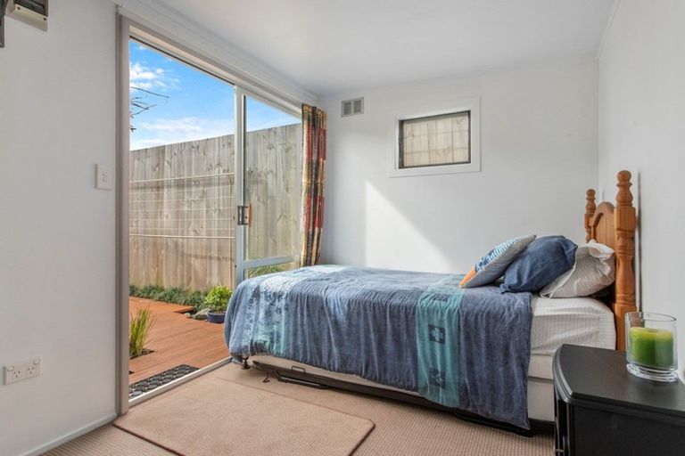 Photo of property in 2/1004 Papamoa Beach Road, Papamoa Beach, Papamoa, 3118