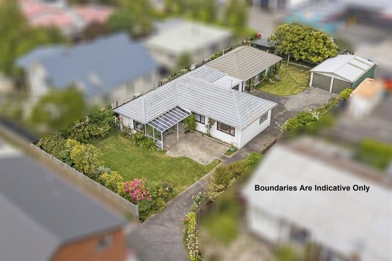 Photo of property in 16 Bradshaw Terrace, Riccarton, Christchurch, 8011