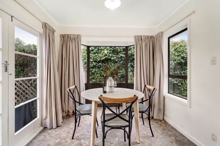 Photo of property in 43 Charlcott Street, Burnside, Christchurch, 8053