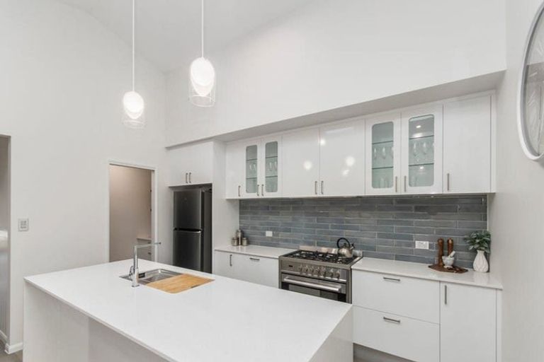 Photo of property in 52 George Street, Riverhead, 0820