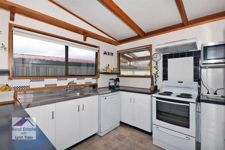 Photo of property in 32a Takahe Street, Tikipunga, Whangarei, 0112