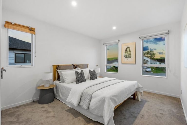 Photo of property in 47 Johns Creek Crescent, Silverdale, 0932