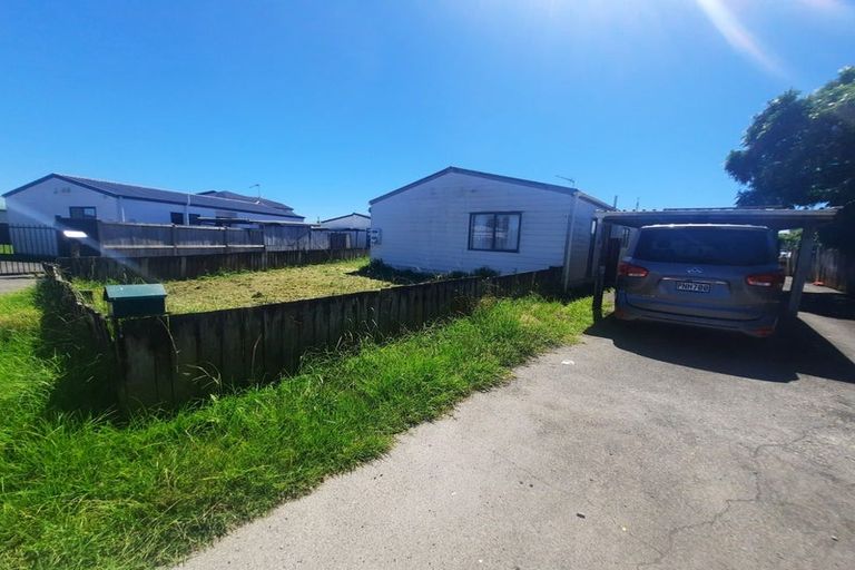 Photo of property in 11a Clarice Place, Takanini, 2112