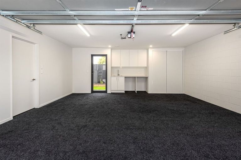 Photo of property in 4/117 Hills Road, Edgeware, Christchurch, 8013