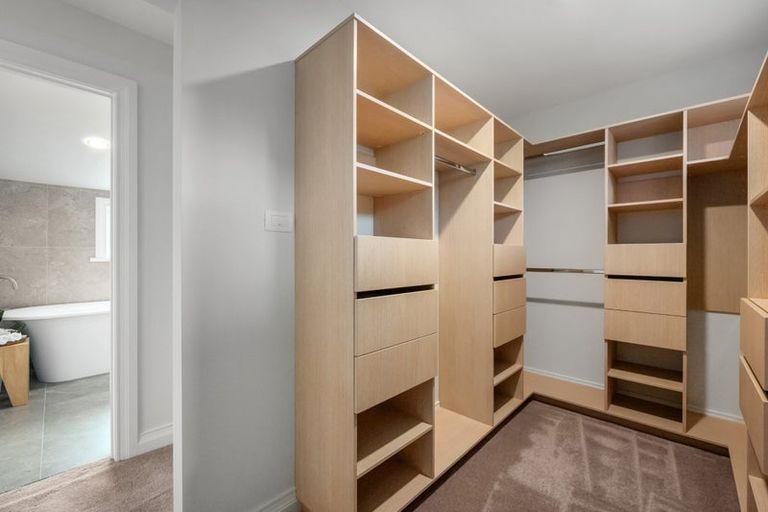 Photo of property in 51 Blacks Road, Greenhithe, Auckland, 0632