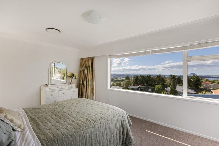Photo of property in 98 Waikite Road, Welcome Bay, Tauranga, 3175