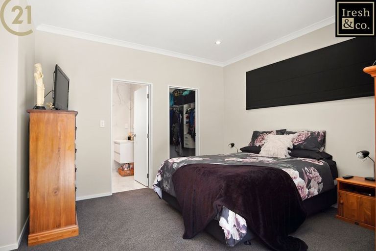 Photo of property in 14 Wellfield Drive, Papakura, 2110