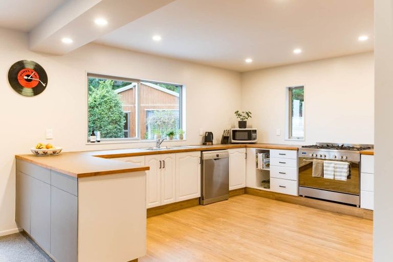 Photo of property in 8 Sullivans Road, Paihia, 0200