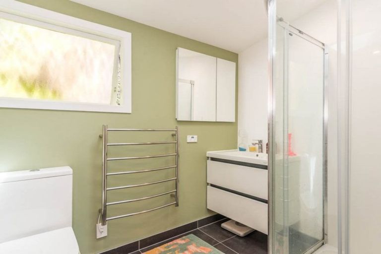 Photo of property in 36 Paturoa Road, Titirangi, Auckland, 0604