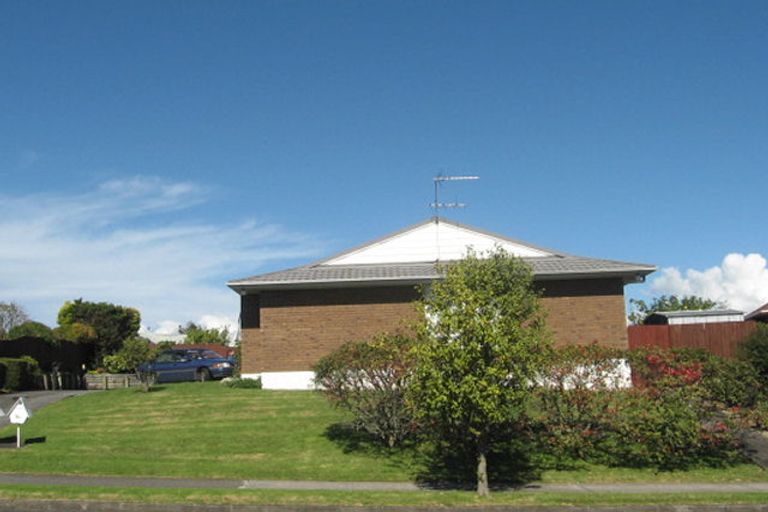Photo of property in 1/80 Aberfeldy Avenue, Highland Park, Auckland, 2010