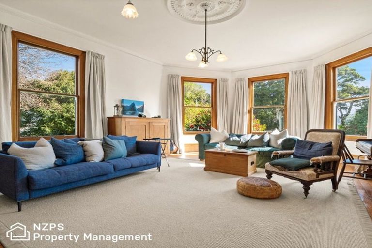 Photo of property in 44 Glendevon Place, Vauxhall, Dunedin, 9013