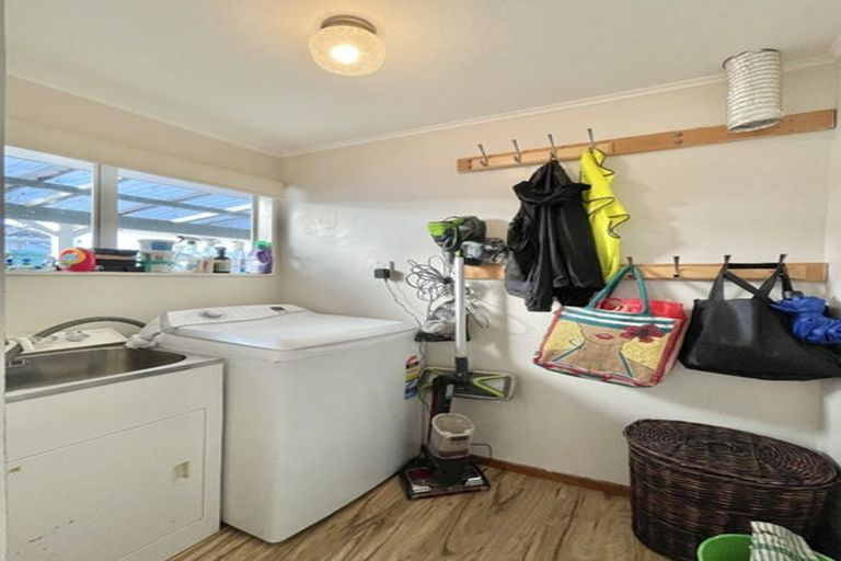 Photo of property in 167 California Drive, Totara Park, Upper Hutt, 5018