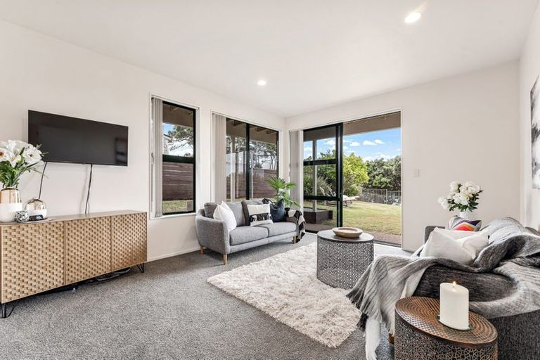 Photo of property in 26 Monyash Road, Manly, Whangaparaoa, 0930