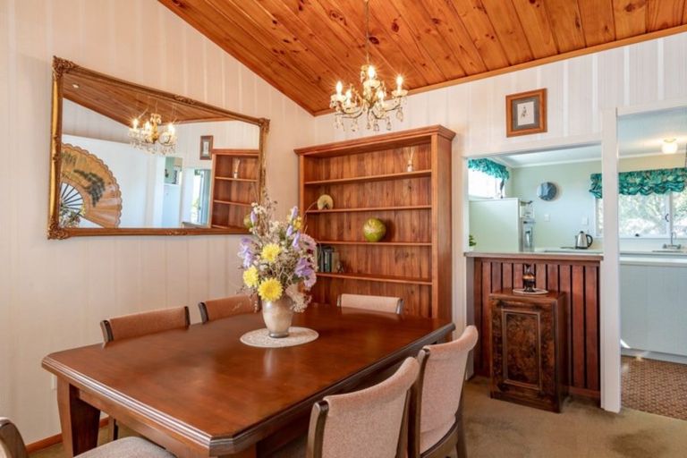 Photo of property in 7 Park Avenue, Waikanae, 5036