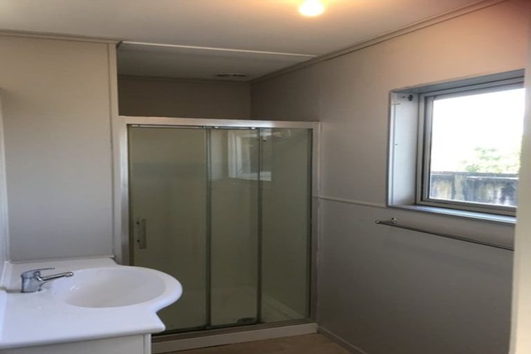 Photo of property in 40 Station Road, Pukekohe, 2120