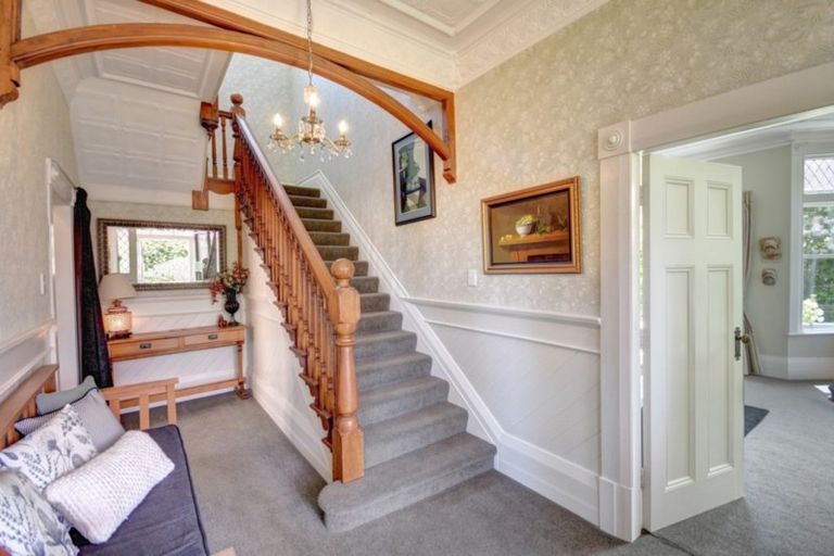 Photo of property in 557 Highgate, Maori Hill, Dunedin, 9010