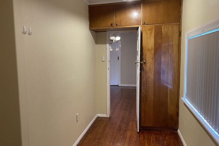 Photo of property in 324 Mount Albert Road, Mount Roskill, Auckland, 1041