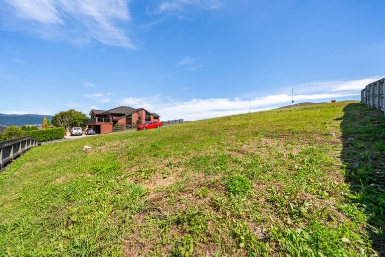 Photo of property in 113 Kirton Drive, Riverstone Terraces, Upper Hutt, 5018