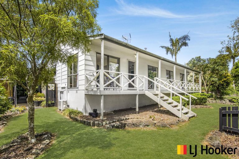 Photo of property in 15 Syntax Place, Conifer Grove, Takanini, 2112