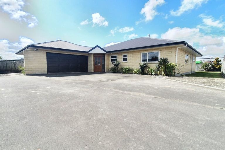 Photo of property in 2b Ngaire Street, Longburn, Palmerston North, 4412