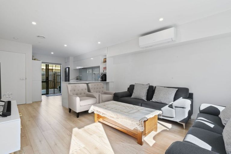 Photo of property in 160c Hill Road, Manurewa, Auckland, 2105