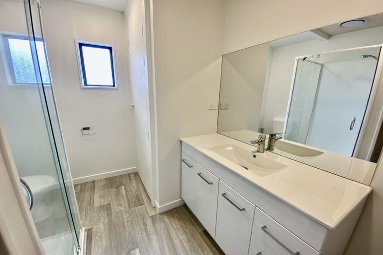 Photo of property in 2/11 Burns Street, Sydenham, Christchurch, 8023