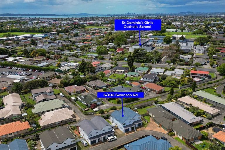 Photo of property in 5/103 Swanson Road, Henderson, Auckland, 0610