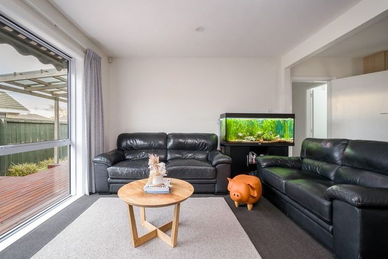 Photo of property in 1/67 Checketts Avenue, Halswell, Christchurch, 8025