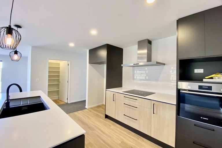 Photo of property in 26 Eileen Way, Rolleston, 7615