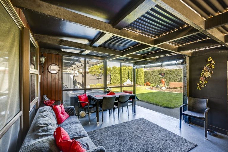 Photo of property in 31 Glamorgan Avenue, Tamatea, Napier, 4112