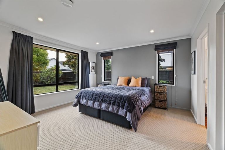 Photo of property in 2 Albert Sheppard Close, Yaldhurst, Christchurch, 8042