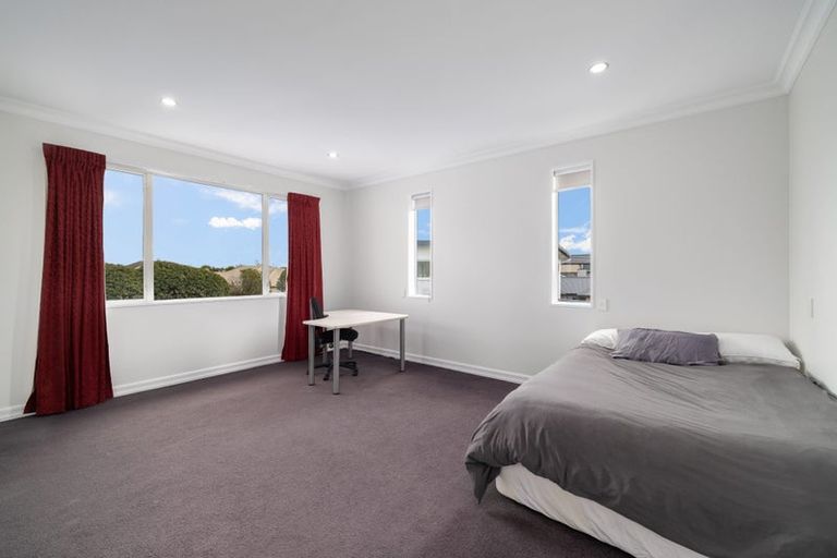 Photo of property in 92 Bibiana Street, Aidanfield, Christchurch, 8025