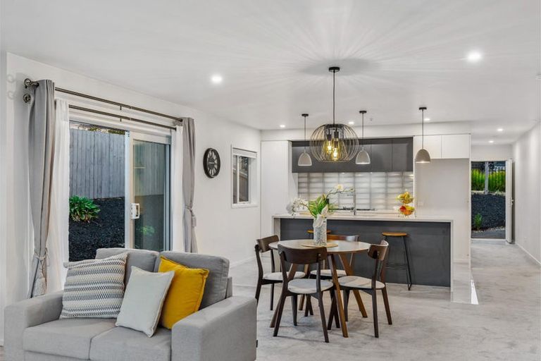 Photo of property in 9 Jeroboam Loop, Kumeu, 0810