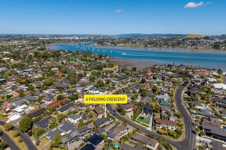 Photo of property in 6 Fielding Crescent, Farm Cove, Auckland, 2012