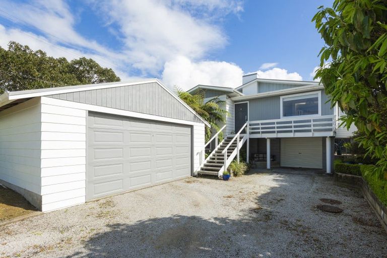 Photo of property in 2 Douglas Street, Okitu, Gisborne, 4010