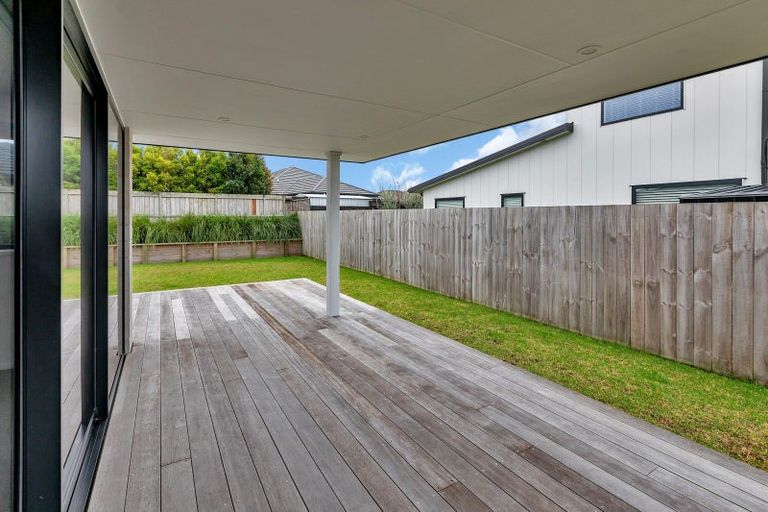 Photo of property in 9 Olney Court, One Tree Point, 0118