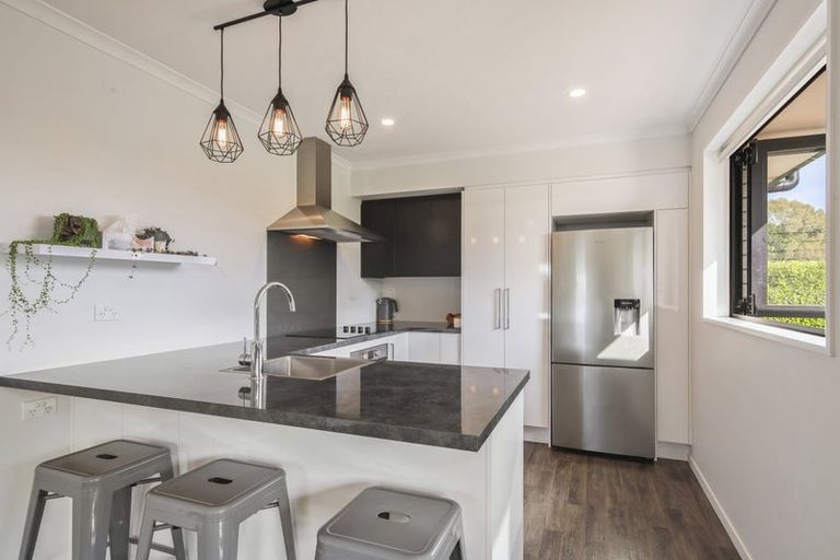 Photo of property in 24 John Raven Lane, Woodend, 7610